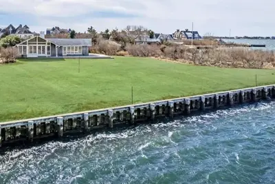 Image de Beach House with 180 Degree Water Views with Breathtaking Sunsets