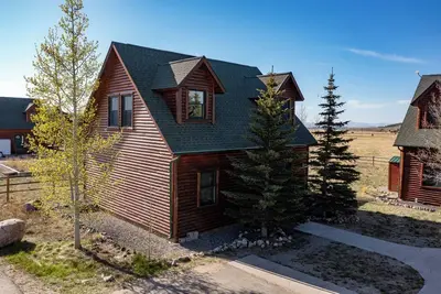 Image de Welcome to the Middle Fork Cabin of Fairplay