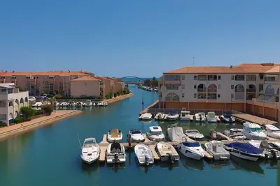 Appartement 2 pièces avec parking privé à Sète