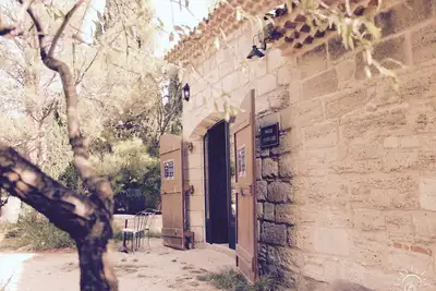 Image de Maison de village authentique, 3 pièces, à 3km d'Avignon