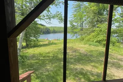 Image de Great Rustic House on a Private Pond