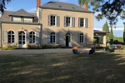Image de Maison familiale à la campagne, piscine sécurisée, 6 chambres
