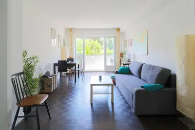 Image de ☀ Appartement Lumineux avec Jardin et Garage ☀ 70m2 à 15 min de Paris