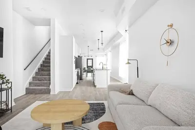 Image de CozySuites 3br Arsenal Heights Indy