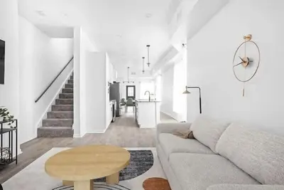 Image de CozySuites 3br Arsenal Heights, Indy 2