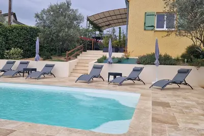 Image de Villa Tout Confort L'orchidée Avec Piscine Chauffée