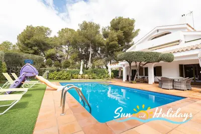 Image de Villa Aurora Para 10 Personas con Piscina Privada