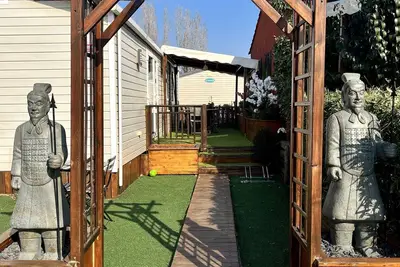 Image de Mobile home Zen 40 m2 à Frejus dans le Var pour 8 personnes maximum