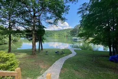 Image de Lake Front Cottage w/dock-Sleeps 10-1story-Relax-Dog Friendly