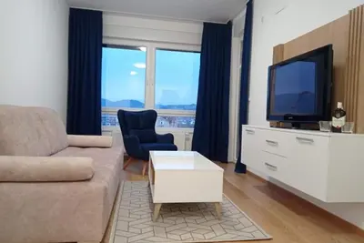 Image de One Bedroom Apartment with Balcony and City View