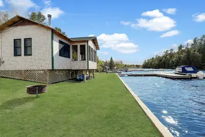 Image de The Eagle's Landing (Waterfront on the Moose River! )