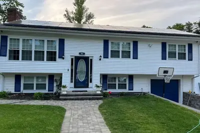 Image de Beach nearby Pool/HotSpa Firepit LGbackyard