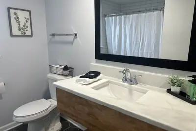 Image de Niu Coporate and Business Travel Long Term Stays Welcome! 4 Bd 3 Ba