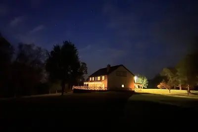 Image de Stunning Kentucky Lake farmhouse. Perfect for entertaining or relaxation. 19244