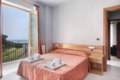 Image de Appartement 'Résidence Paradiso Bilocale 202' avec vue sur la mer, Wi-Fi et climatisation