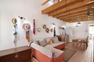 Image de Maison de vacances 'Ana Townhouse' avec terrasse privée, Wi-Fi et climatisation