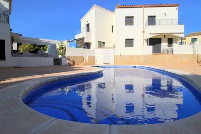 Image de Maison de vacances 'L' Escala Casa Ventalló Xcv26' avec piscine partagée et Wi-Fi