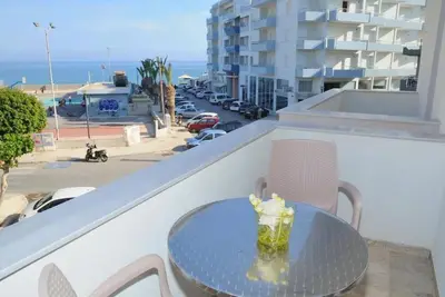Image de Bright and renovated apartments with sea views