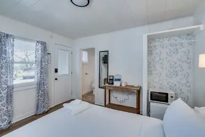 Image de K's Motel with Stunning St. Lawrence River Views - Room 6