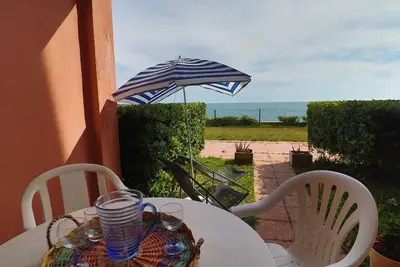 Image de Studio cabine Sète avec terrasse, vue mer et parking