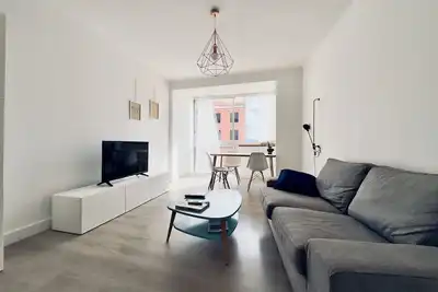 Image de L'Ajax  Appartement T3 centre et Bord de mer