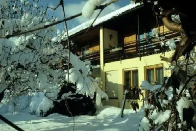 Image de Apartment for 4 people - House Ăśblagger