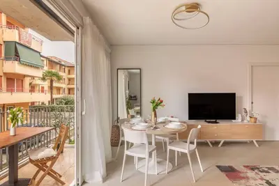 Pure Lux - Stylish and modern apartment with free parking