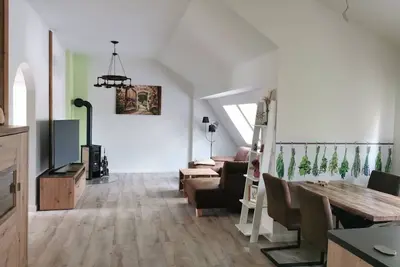 Image de Dachgeschosswohnung in See/waldnähe