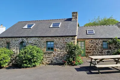 Image de Propriété bretonne avec vue sur la mer, Plougasnou