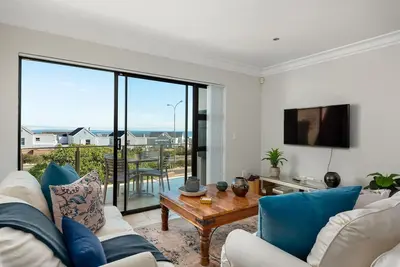 Image de Beautiful Secure Apartment With Spectacular Views