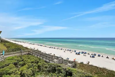Image de Gulf front condo with beach access, pool, hot tub, tennis & pickleball
