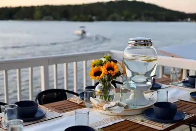 Image de Big Water Views on Lake Harding!