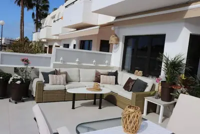 Image de Big sun terrace renovated 2-bedroom luxury duplex