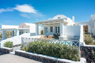 Image de Wonderful Oia Sunset & Sea view Villa | Private Heated Spa Jacuzzi | Villa Pearl | 2 Bedroom Villa | Access to shared pools