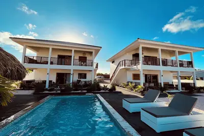 Image de N-Joy Residence 2-bedroom apartment with shared pool