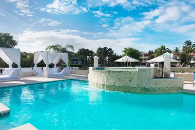 Image de Beautiful Villa in Resort Community!