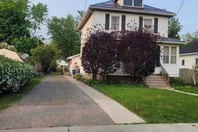 Image de Cozy 3 bed House in the heart of Chatham City, Acess to everything within 5 min