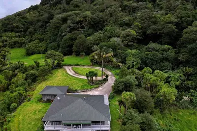 Image de Waiotemarama Falls Lodge - maison de vacances privée
