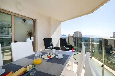 Image de Joli appartement pour 4 personnes avec piscine, Wifi, climatisation, Tv et terrasse
