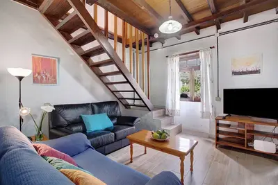 Image de Maison de vacances 'Casa La Zahorra' avec vue sur les montagnes, terrasse privée et Wi-Fi
