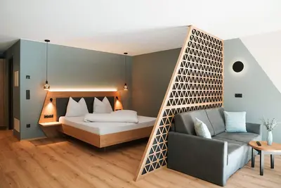 Studio 'Garden Lodge Exclusive Two' avec vue montagne, terrasse privée et Wi-Fi