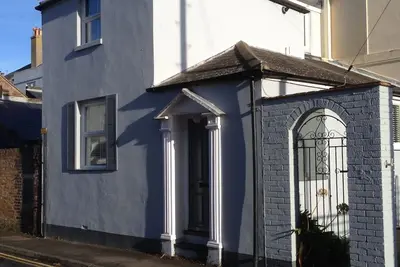 Image de Victorian Cottage - The Beach Walmer
