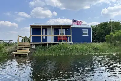 Image de Lakefront Eagle Lodge