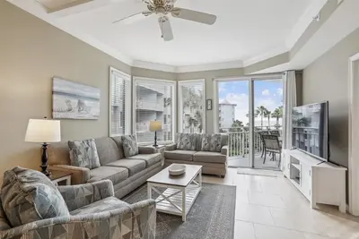 Image de 1301 SeaCrest ~ Beautiful Ocean View Villa | Steps to Beach