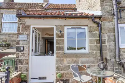 Image de Esme'S Cottage, pet friendly, character holiday cottage in Whitby
