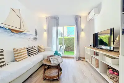Image de La Vela  Estartit Rental. Maison pour 5 personnes. Trés bien decorée.