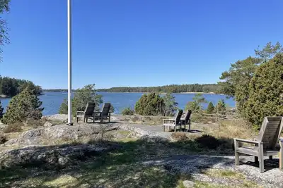 Image de Fantastic seafront location with pool and Inga Lindstrom around the corner
