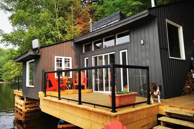 Image de Book your summer getaway now!