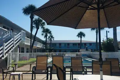 Image de Cape Canaveral 2 bedroom condo, ground floor, heated pool, great location
