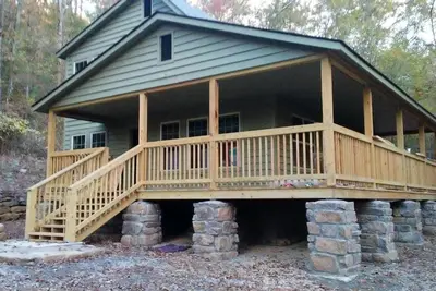 Image de Spacious cabin 2 miles to Mill Creek Ohv/Atv trailhead and half mile to the Mulberry River at Cass Arkansas. Get 10% per night book 5 days or more.